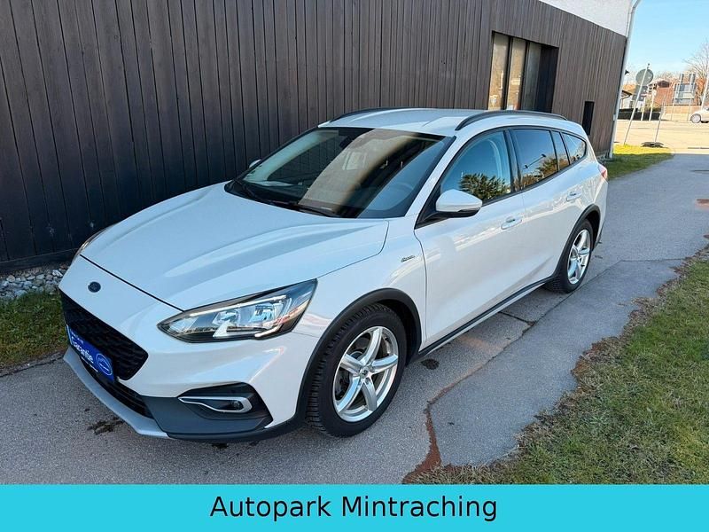 Gebraucht Ford Focus Active 150 PS (110 kW) 2019 Weiß Kombi