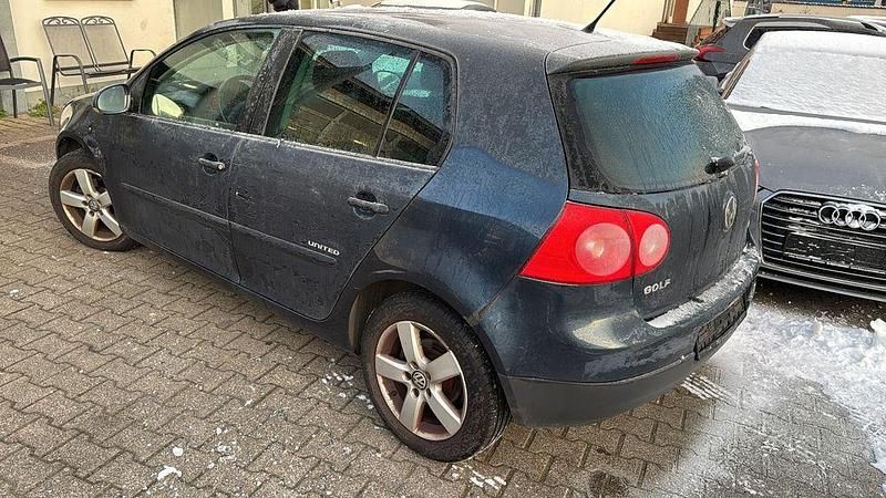 Bluegraphit Gebraucht 2008 VW Golf United Limousine | 1.490 € (Fairer Preis) - Bild 1/4