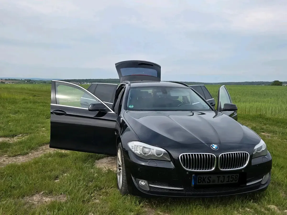 Gebraucht BMW 520 2011 Schwarz Kombi