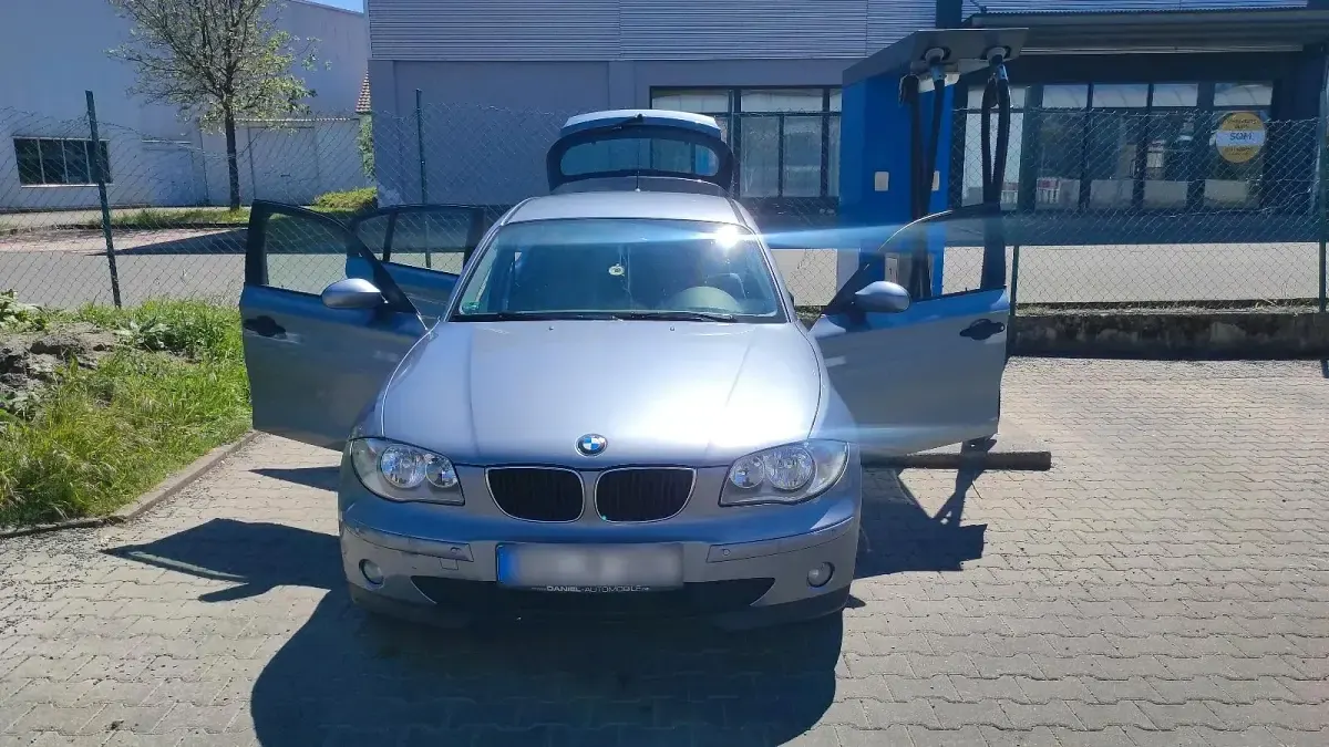 Second-hand BMW 116 116 CP (85 kW) 2004 Albastru Hatchback