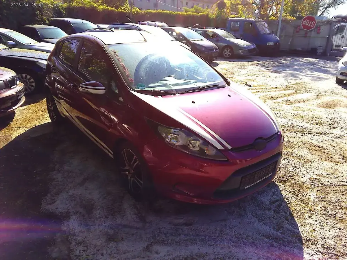 Gebraucht Ford Fiesta 82 PS (60 kW) 2009 Rot Limousine