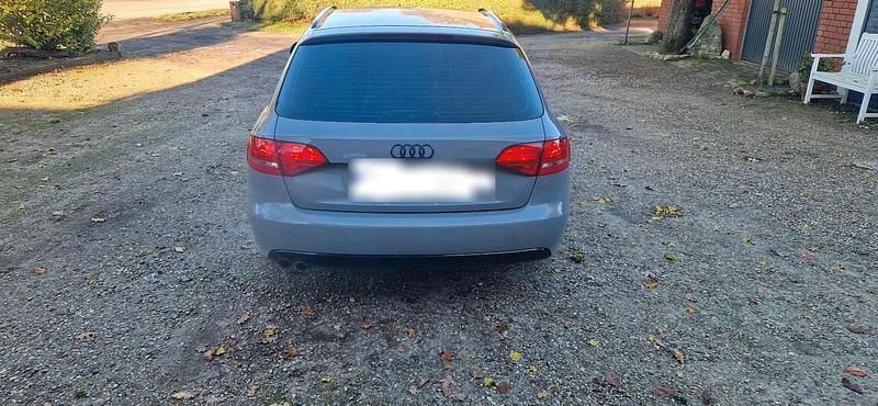 Gebraucht Audi A4 146 PS (107 kW) 2009 Grau Kombi