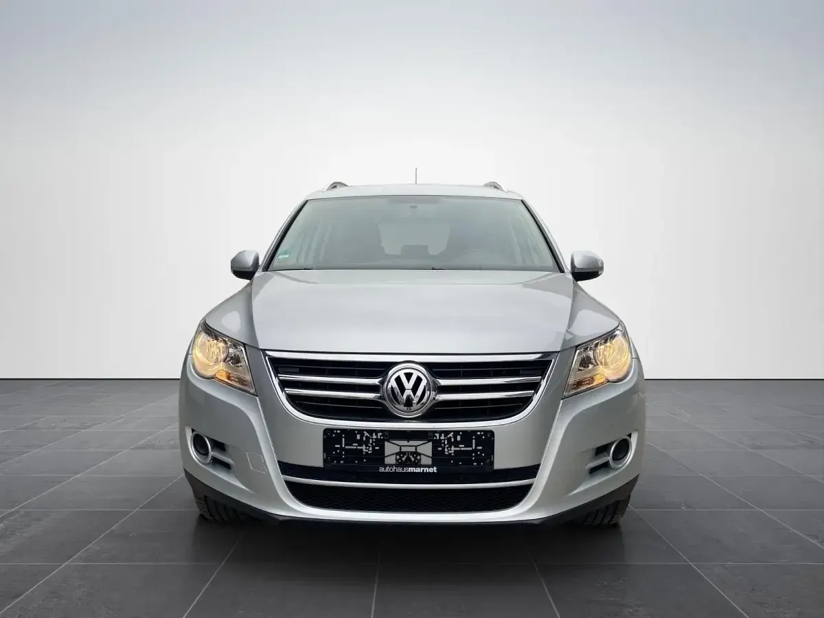 Gebraucht VW Tiguan Sportline 150 PS (110 kW) 2011 Silber SUV