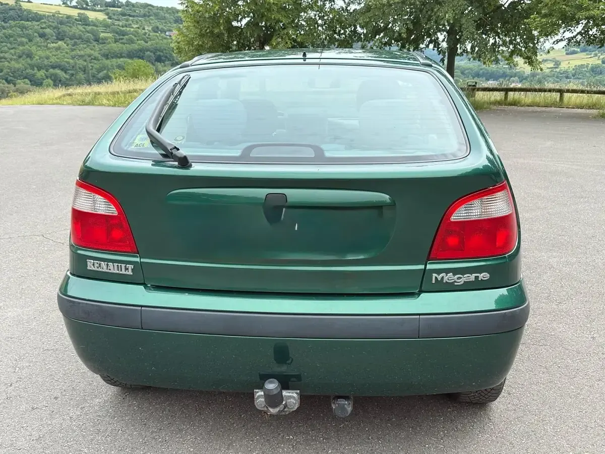 Gebraucht Renault Mégane II 105 PS (77 kW) 2002 Grün Limousine