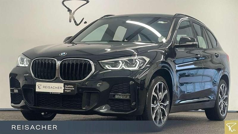 Schwarz Gebraucht 2019 BMW X1 Shadowline SUV | 24.980 € (Fairer Preis) - Bild 1/4