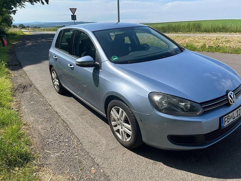 Gebraucht VW Golf VI Comfortline 122 PS (89 kW) 2009 Blau Kleinwagen