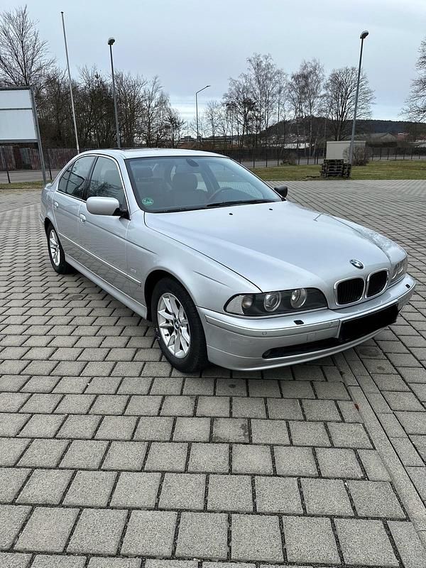 Gebraucht BMW 525 Exclusive 192 PS (141 kW) 2002 Silber Limousine
