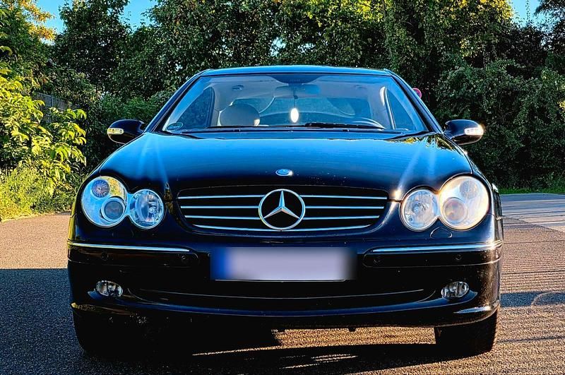 Gebraucht Mercedes CLK240 Avantgarde 170 PS (125 kW) 2004 Schwarz Coupé