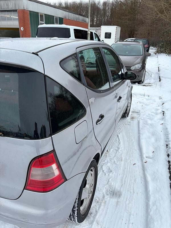 Gebraucht Mercedes A140 102 PS (75 kW) 2002 Schwarz Kleinwagen