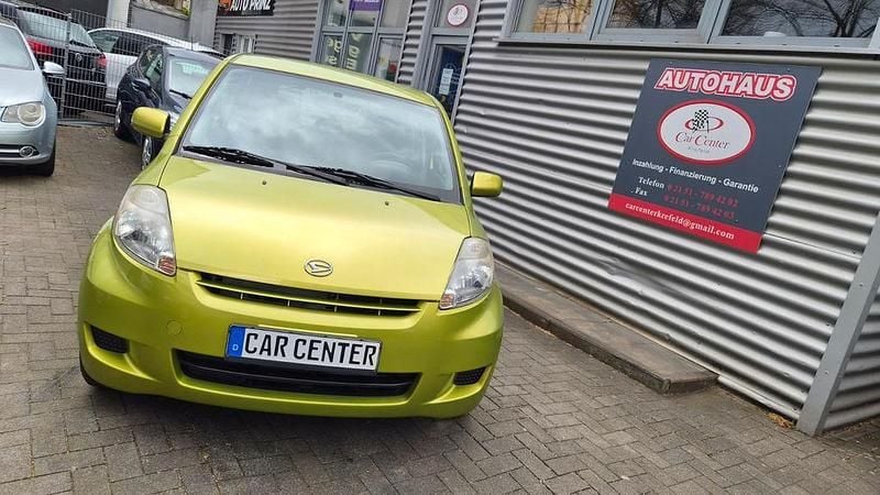 Gebraucht Daihatsu Sirion 92 PS (67 kW) 2009 Grün Kleinwagen