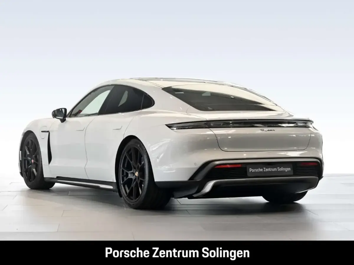 Neu Porsche Taycan Black Edition 319 kW (435 PS) 2026 Kreide Limousine