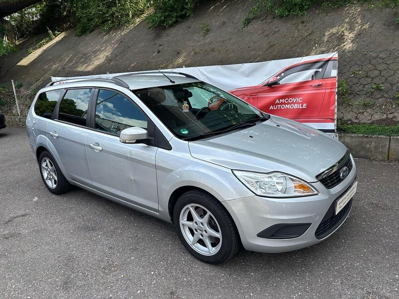 Polarsilber metallic Gebraucht 2009 Ford Focus Style Kombi | 2.300 € (Fairer Preis) - Bild 1/4