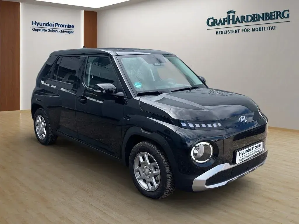 Gebraucht Hyundai Inster Trend 85 kW (116 PS) 2025 Schwarz Kleinwagen