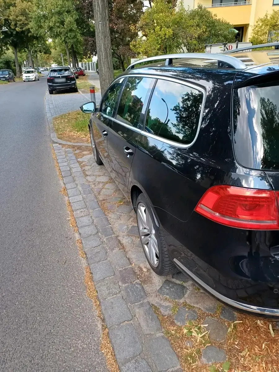 Gebraucht VW Passat 210 PS (154 kW) 2011 Schwarz Kombi
