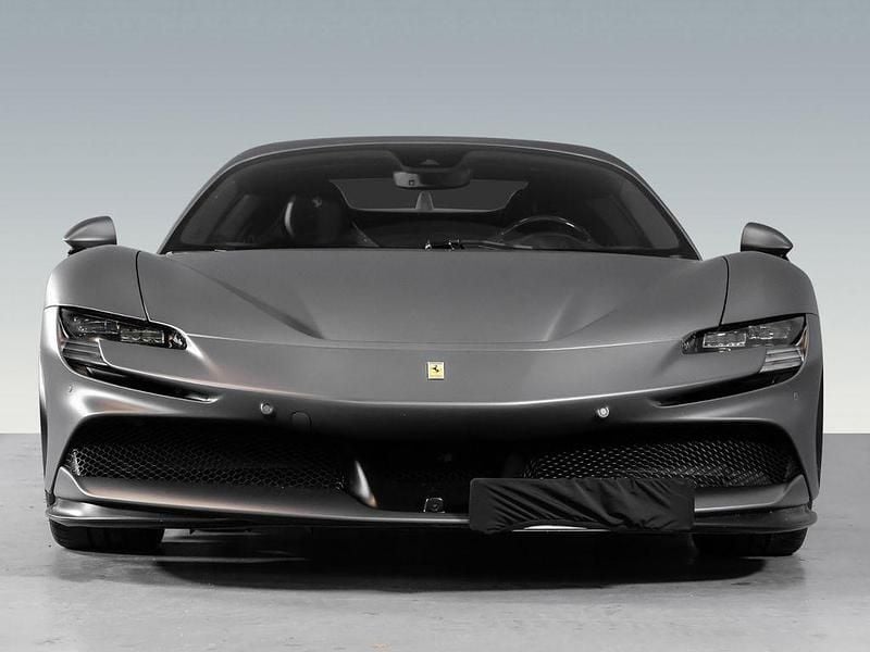 Second-hand Ferrari SF90 999 CP (734 kW) 2023 Gri Cabrio