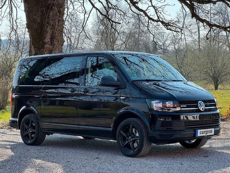 Second-hand VW T6 150 CP (110 kW) 2016 Negru Van