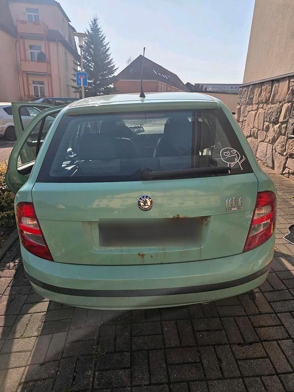 Gebraucht Skoda Fabia 75 PS (55 kW) 2001 Andere farben Kleinwagen