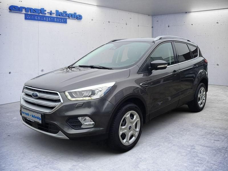 Grau Gebraucht 2018 Ford Kuga Cool & Connect SUV | 15.390 € (Fairer Preis) - Bild 1/4