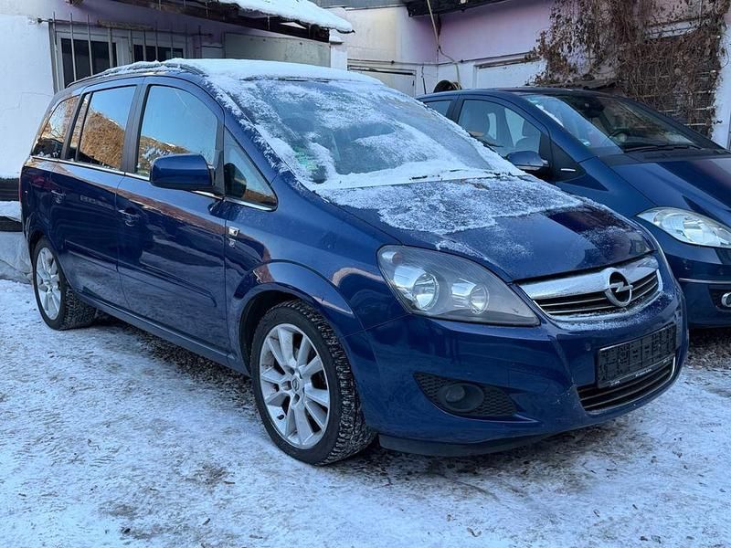 Gebraucht Opel Zafira Edition 150 PS (110 kW) 2010 Blau Van / Kleinbus