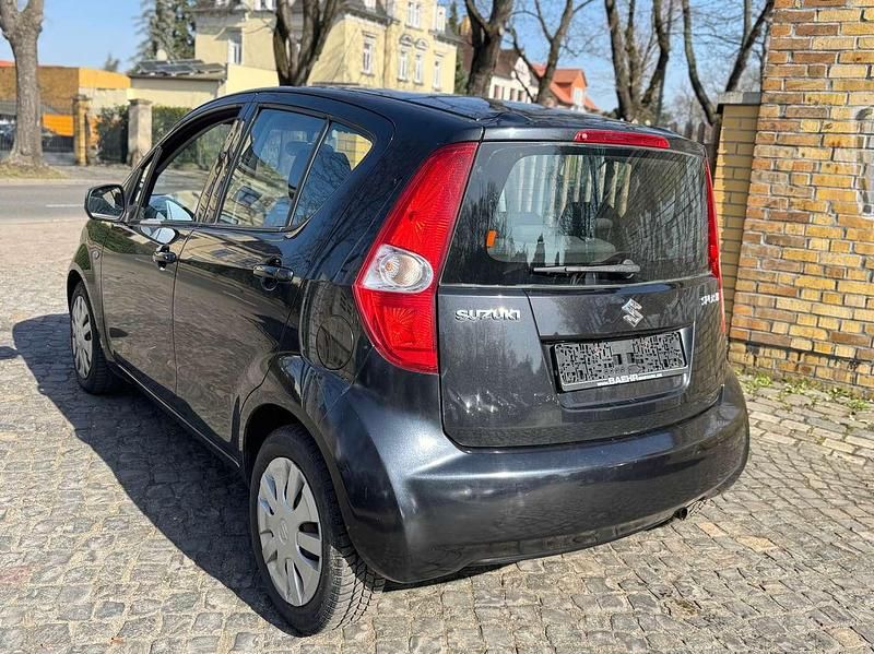 Gebraucht Suzuki Splash Comfort 65 PS (47 kW) 2009 Schwarz Kleinwagen