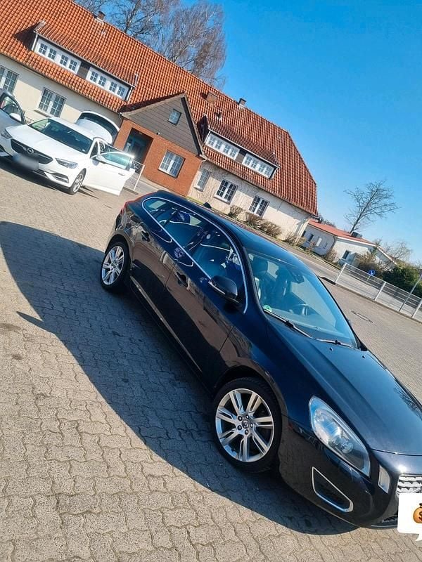 Gebraucht Volvo V60 Summum 241 PS (177 kW) 2011 Schwarz Kombi