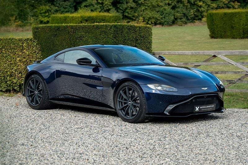 Gebraucht Aston Martin V8 Vantage 510 PS (375 kW) 2020 Blau Coupé