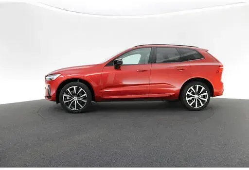 Gebraucht Volvo XC60 Plus 197 PS (144 kW) 2023 Rot SUV