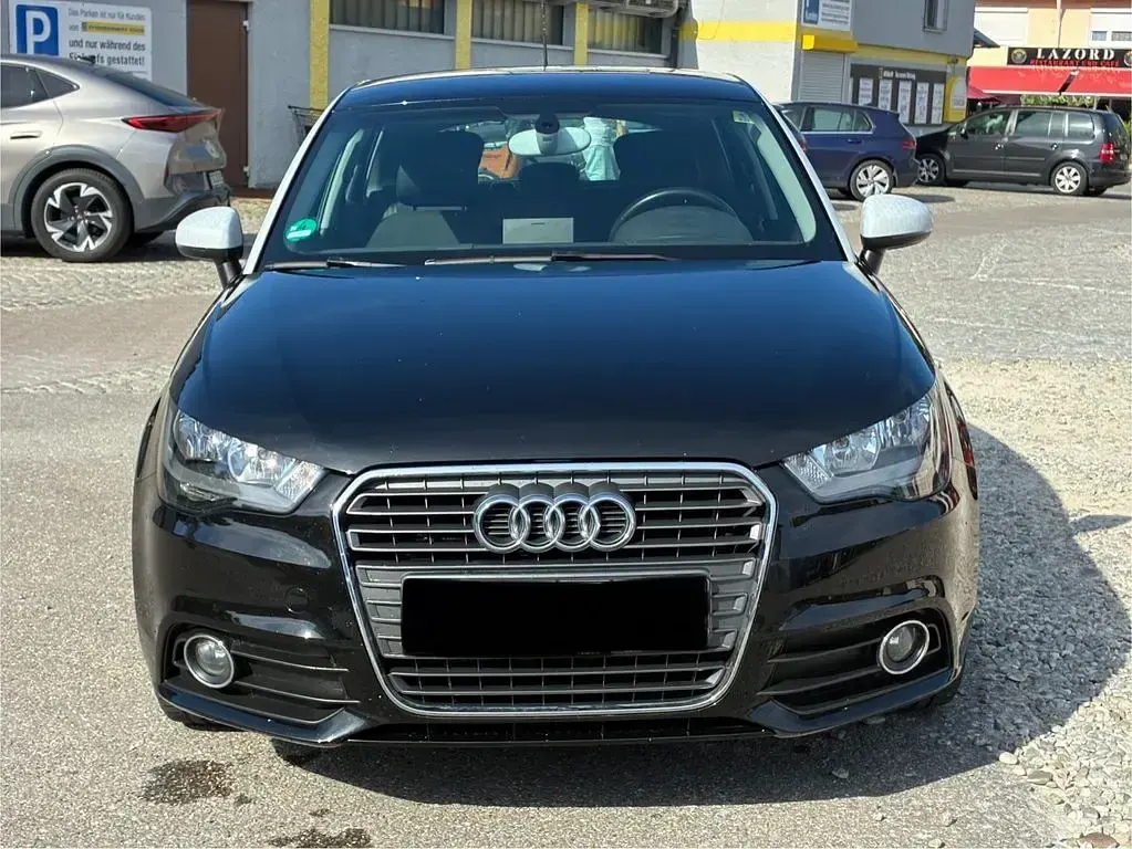 Gebraucht Audi A1 Sportback Attraction 122 PS (89 kW) 2014 Schwarz Kleinwagen