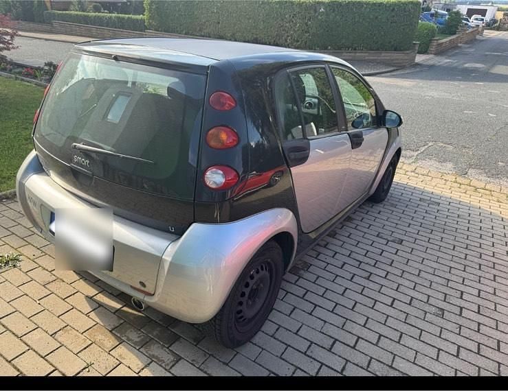 Andere farben Gebraucht 2005 Smart ForFour Kleinwagen | 1.750 € (Fairer Preis) - Bild 1/4
