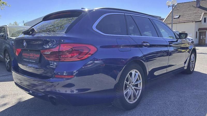 Gebraucht BMW 520 190 PS (139 kW) 2018 Blau Kombi