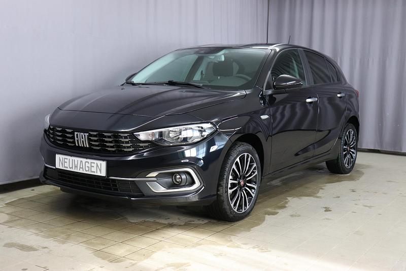 Cinema schwarz metallic Gebraucht 2022 Fiat Tipo City Life Limousine | 19.230 € (Fairer Preis) - Bild 1/4