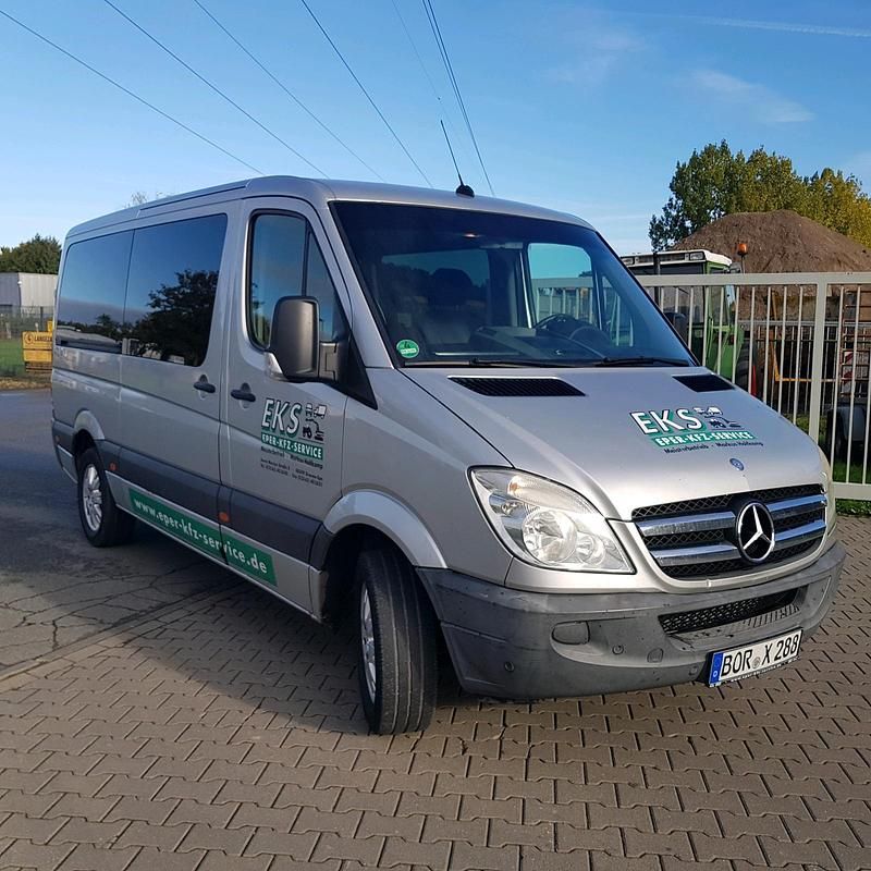 Gebraucht Mercedes Sprinter 150 PS (110 kW) 2010 Silber Van