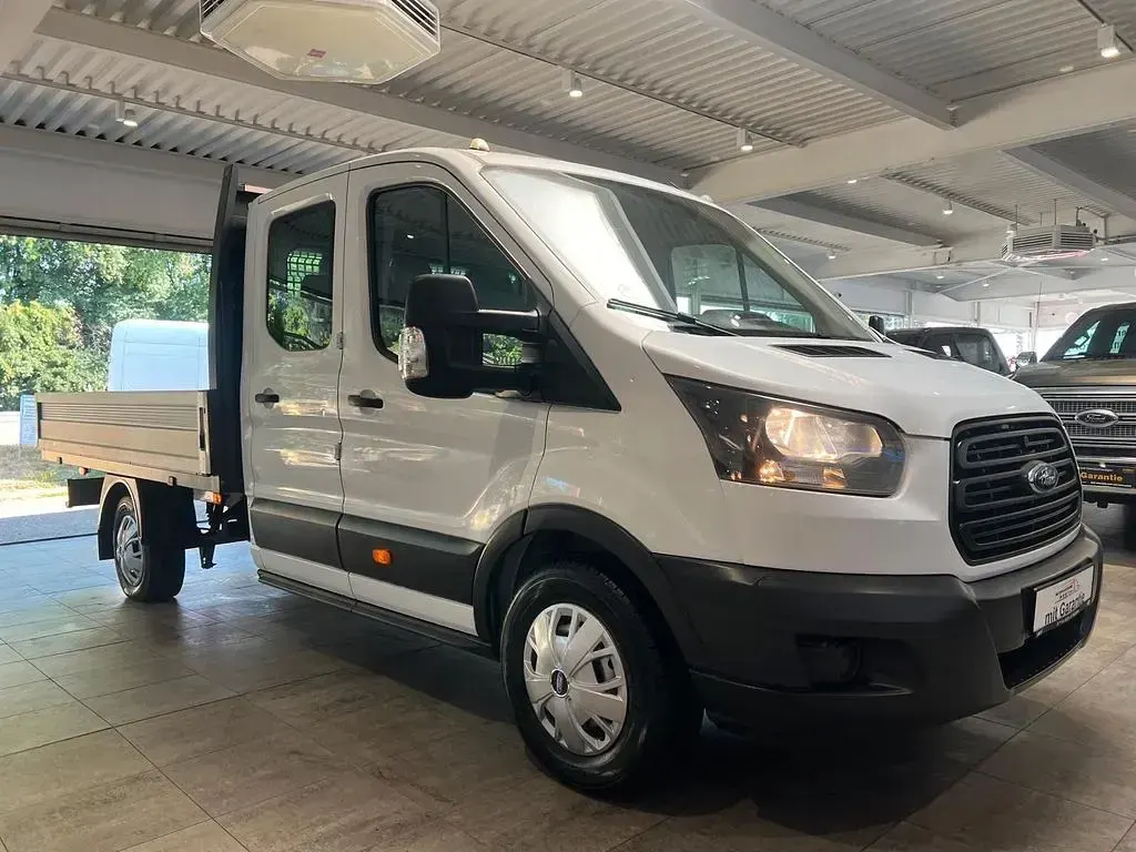 Gebraucht Ford Transit 105 PS (77 kW) 2019 Weiß Van