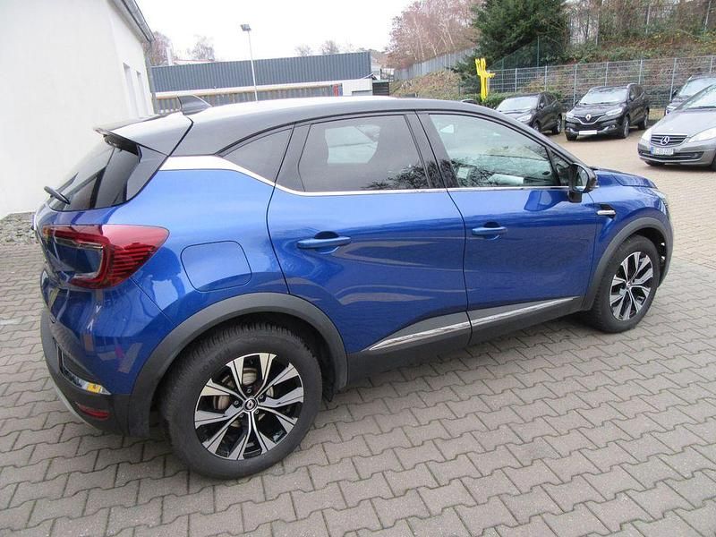 Gebraucht Renault Captur Techno 140 PS (102 kW) 2022 Blau SUV