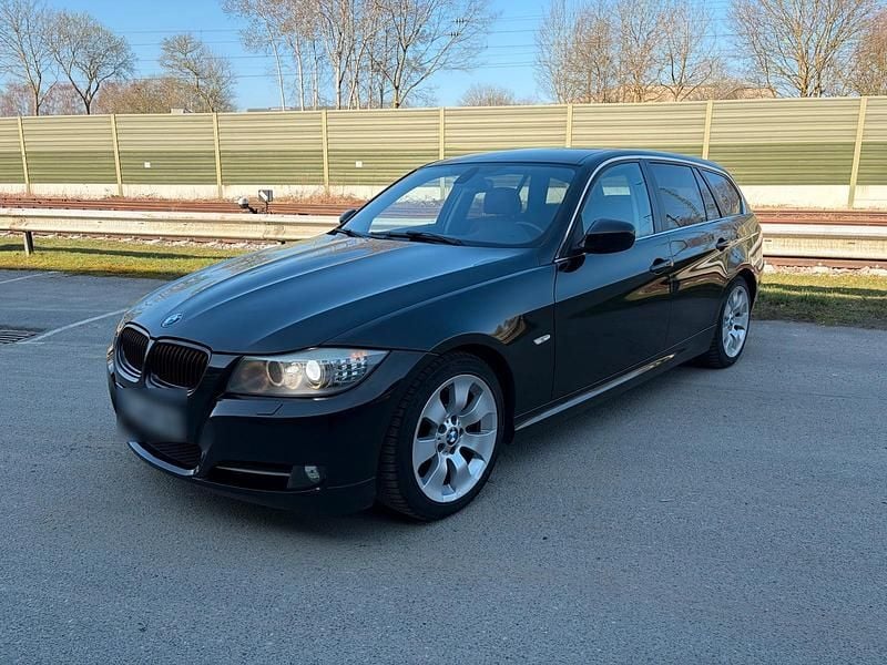 Second-hand BMW 325 Sport Line 204 CP (150 kW) 2010 Negru Break
