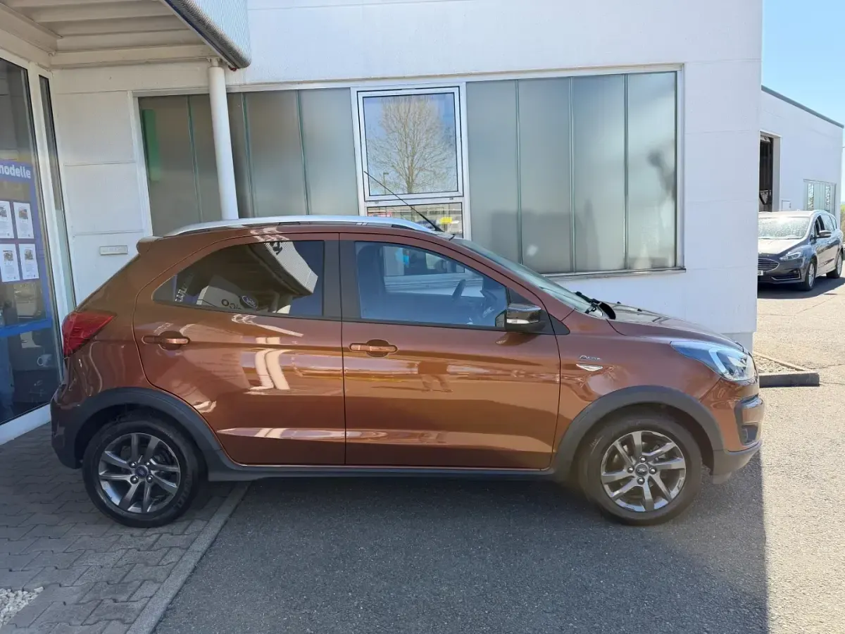 Second-hand Ford Ka Plus Active 86 CP (63 kW) 2019 Maro Hatchback