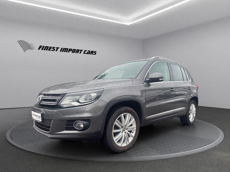 Grau Gebraucht 2014 VW Tiguan SUV | 10.300 € (Fairer Preis) - Bild 1/4