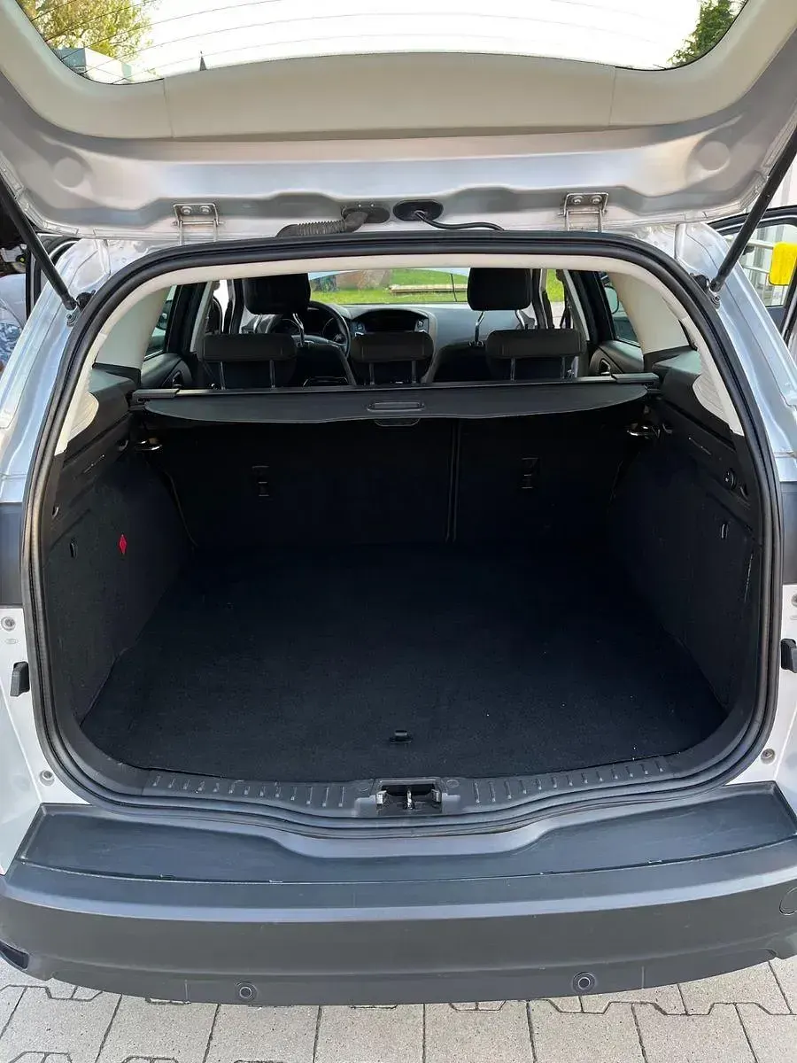 Gebraucht Ford Focus 105 PS (77 kW) 2015 Silber Kombi