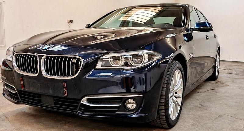 Gebraucht BMW 550 Luxury Line 449 PS (330 kW) 2014 Blau Limousine