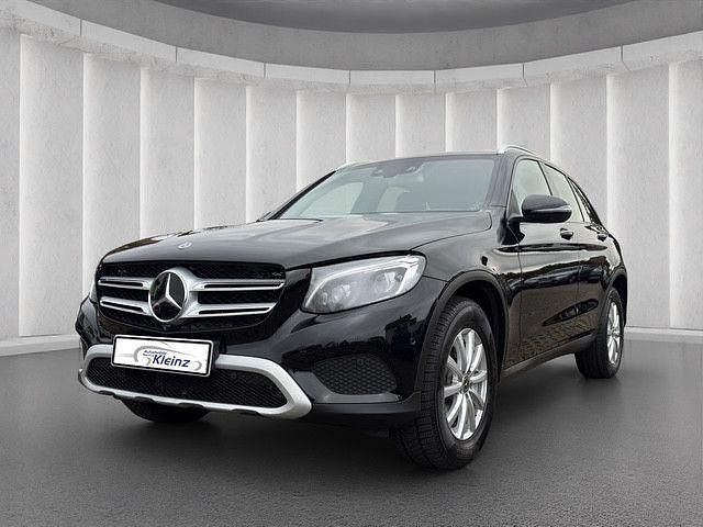 Obsidianschwarz metalliclack Gebraucht 2018 Mercedes GLC220 SUV | 29.500 € (Guter Preis) - Bild 1/4