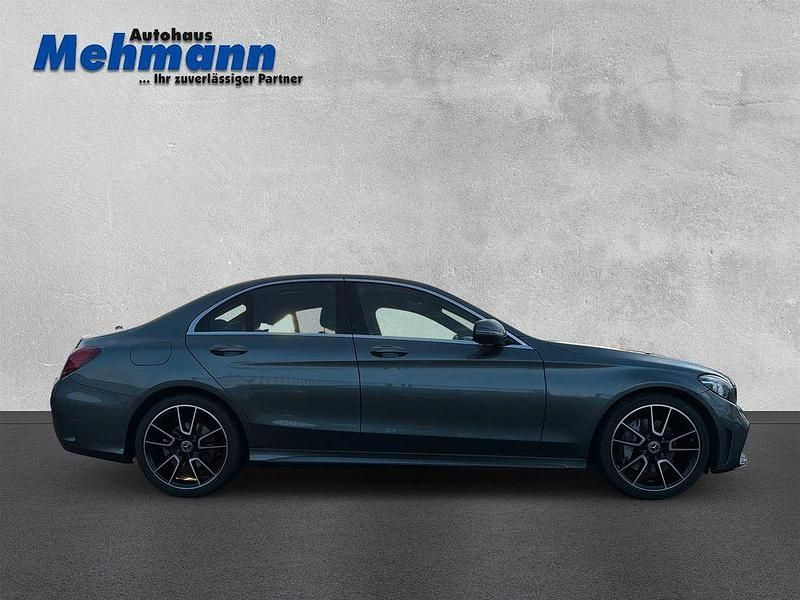 Gebraucht Mercedes C300 AMG line 258 PS (189 kW) 2018 Grau Limousine