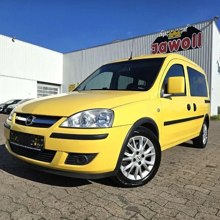 Gelb Gebraucht 2011 Opel Combo Van / Kleinbus | 2.750 € (Fairer Preis) - Bild 1/4