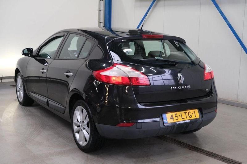 Gebraucht Renault Mégane 131 PS (96 kW) 2010 Schwarz Limousine