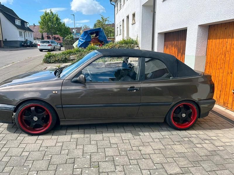 Braun Gebraucht 1995 VW Golf Cabriolet Cabrio | 2.000 € - Bild 1/4