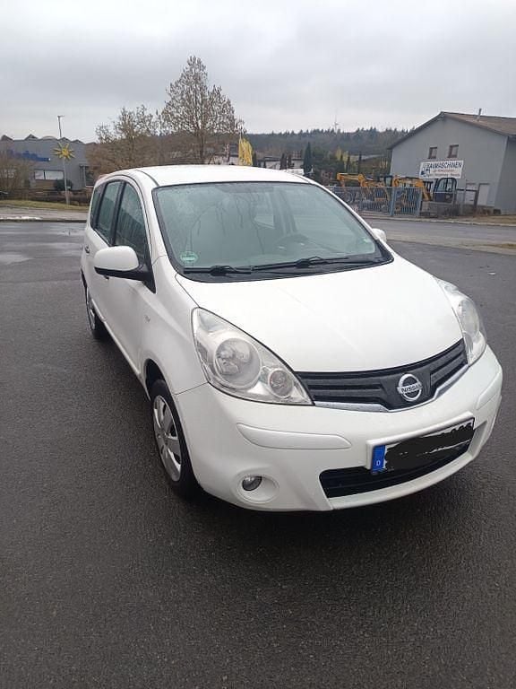 Gebraucht Nissan Note Acenta 88 PS (64 kW) 2011 Weiß Kleinwagen