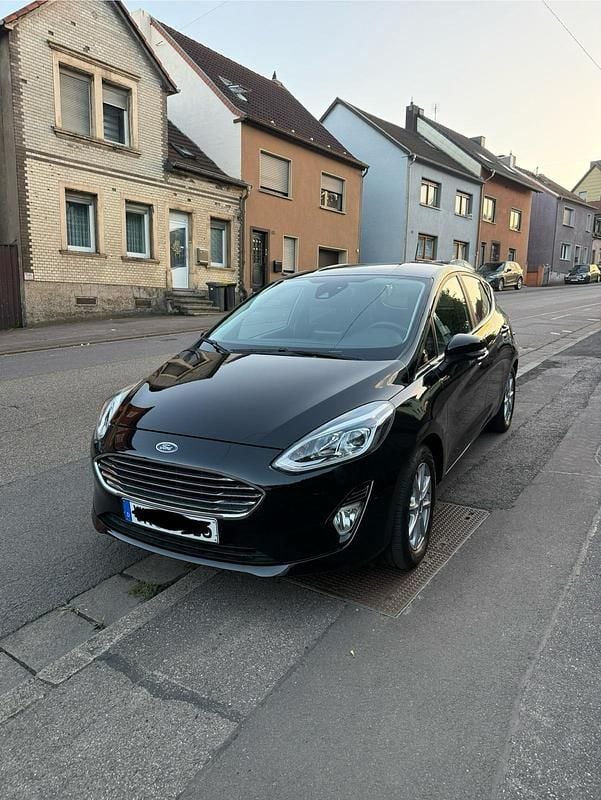 Gebraucht Ford Fiesta Titanium 75 PS (55 kW) 2021 Schwarz Kleinwagen