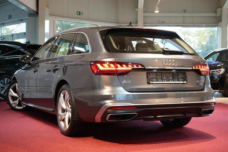 Gebraucht Audi A4 S-Line 204 PS (150 kW) 2023 Grau Kombi