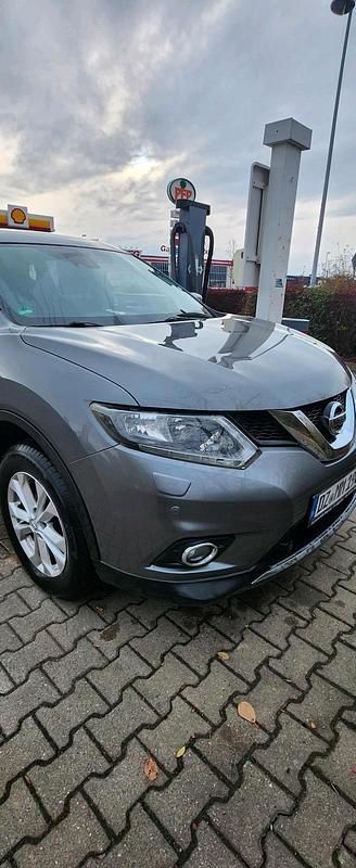 Gebraucht Nissan X-Trail 131 PS (96 kW) 2016 Grau SUV