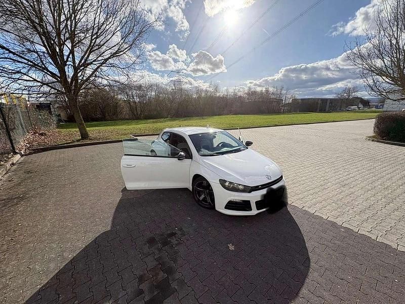 Second-hand VW Scirocco R 265 CP (194 kW) 2011 Alb Coupe