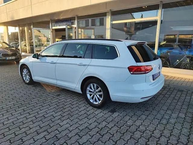 Usata VW Passat 150 CV (110 kW) 2018 Bianco Station wagon
